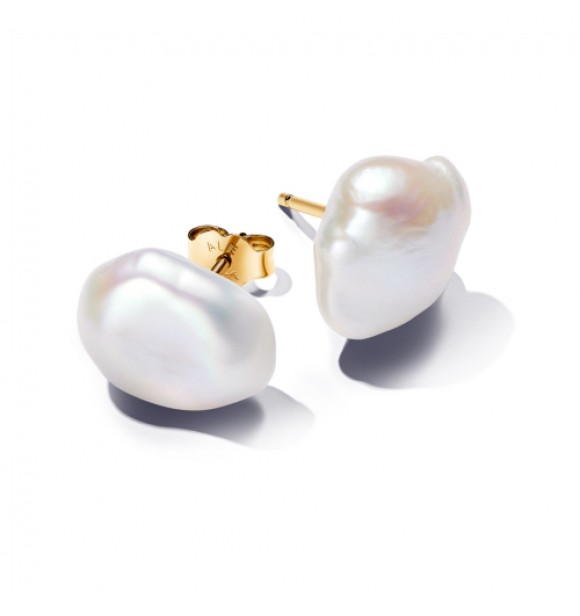 PANDORA 263309C01 Aretes chapados en oro de 14 k con perla cultivada de agua dulce tratada en color blanco barroco