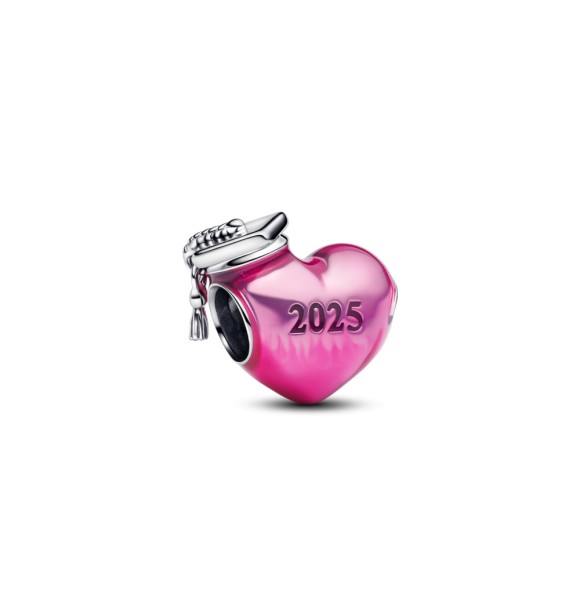 PANDORA 793788C01 Charm de plata de ley con forma de corazón de graduación 2025 y esmalte rosa transparente.