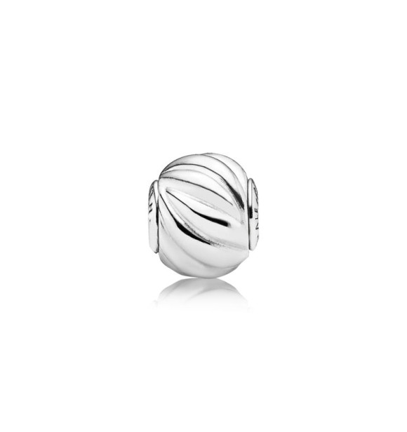 ESSENCE-SALUD. Charm en plata de ley con