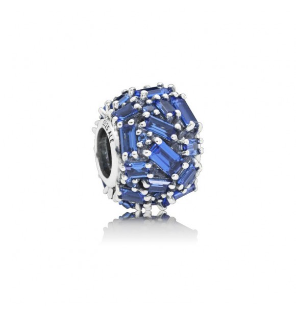 PANDORA Charm en plata de ley Brillo Delicado Azul